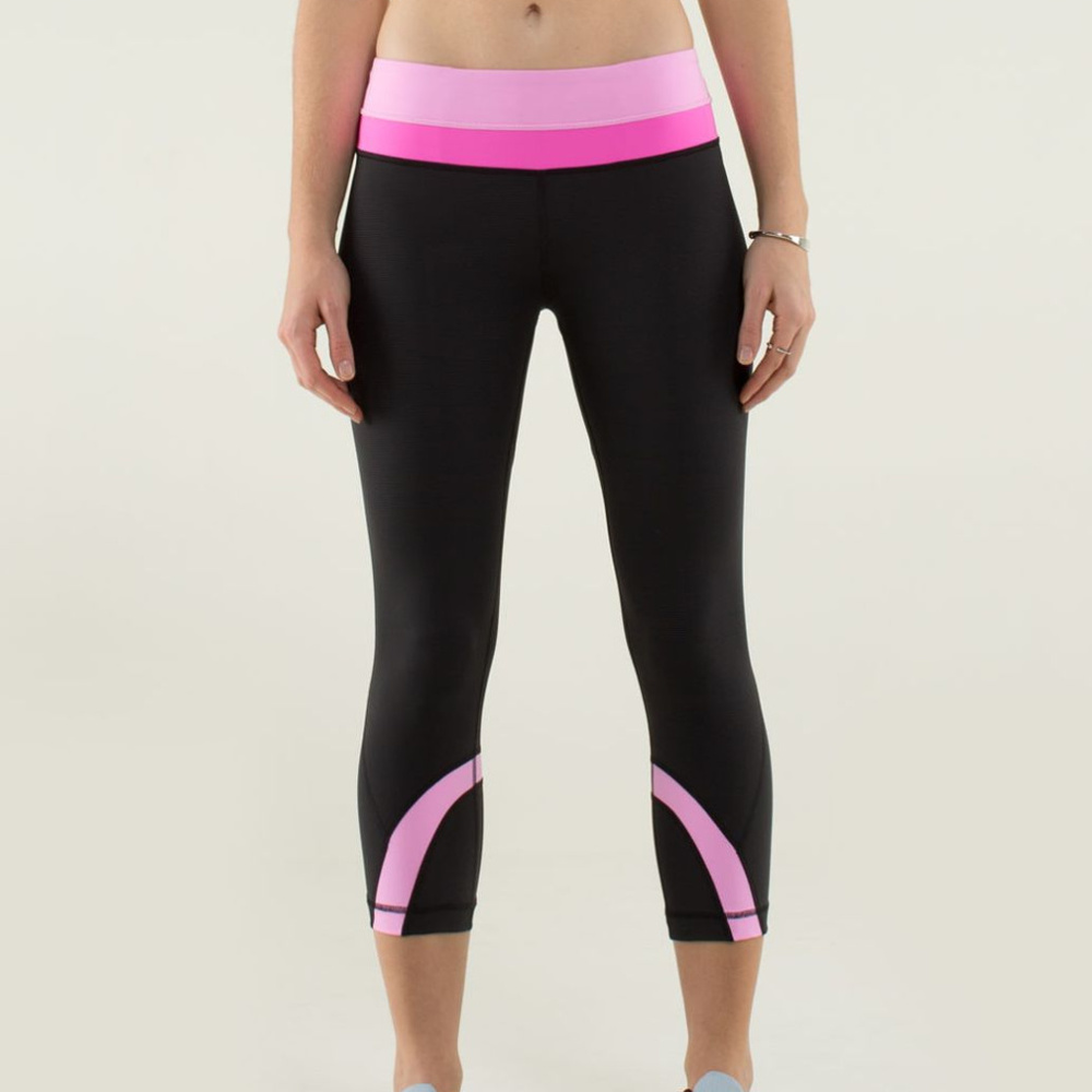 Lululemon Run: Inspire Crop II - Pink - Size 2